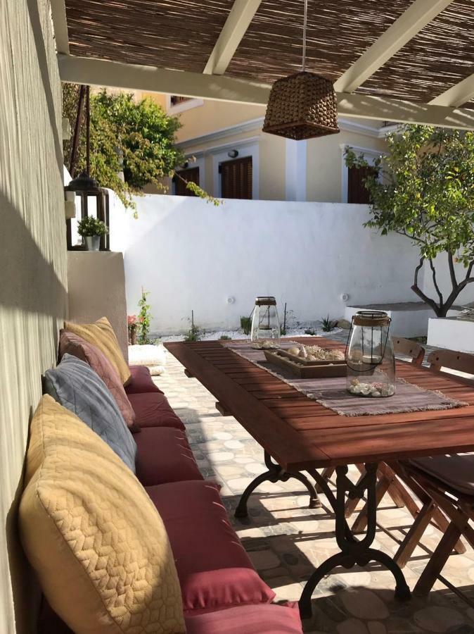 Yalitzi Villa Сими Екстериор снимка